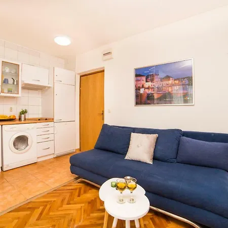 Apartment Marivan Centar&beach *