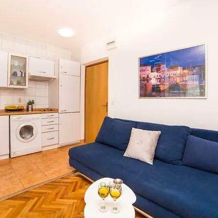 Marivan Centar&beach Apartamento Makarska